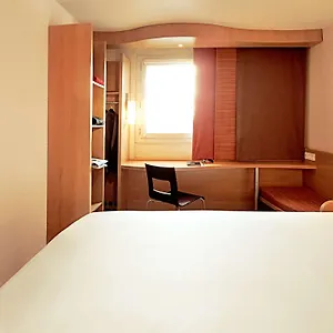 Ibis Airport Sofya